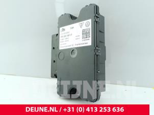 Gebruikte Handrem Module Porsche Cayenne II (92A) 3.0 D V6 24V Prijs € 55,00 Margeregeling aangeboden door van Deijne Onderdelen Uden B.V.