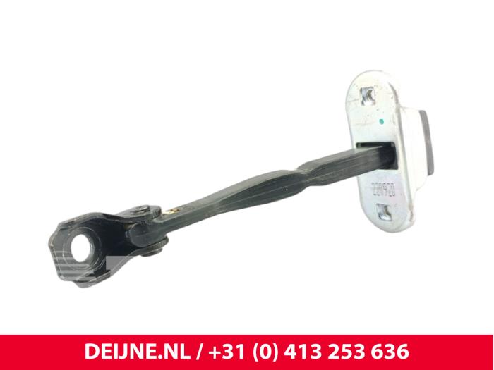MG MG5 Electric Türfänger 4-türig links vorne O290576