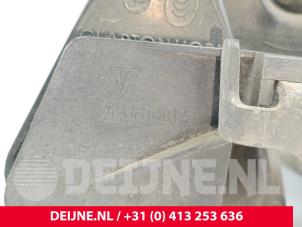 Porsche Cayenne Horn O290796 photo 3