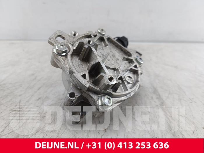 Gebruikte Vacuumpomp (Benzine) Lynk &amp; Co 01 1.5 PHEV Prijs € 108,90 Inclusief btw aangeboden door van Deijne Onderdelen Uden B.V.