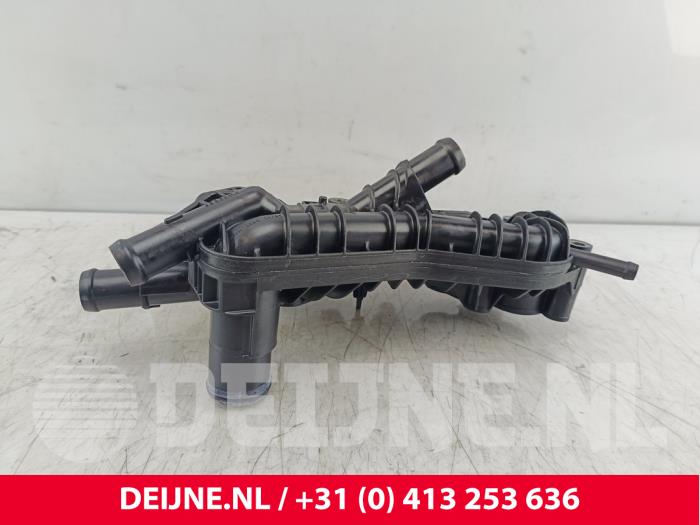 Gebruikte Thermostaathuis Lynk &amp; Co 01 1.5 PHEV Prijs € 84,70 Inclusief btw aangeboden door van Deijne Onderdelen Uden B.V.