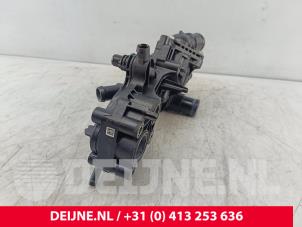 Lynk & Co 01 Thermostaathuis O290964 foto 3