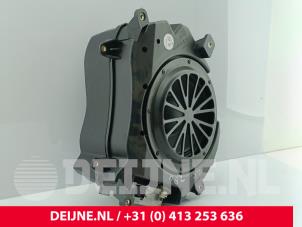Porsche Cayenne Subwoofer O291148 foto 3