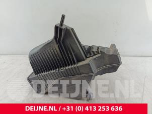 Nissan NV200 Luftfiltergehäuse O291160 foto 3