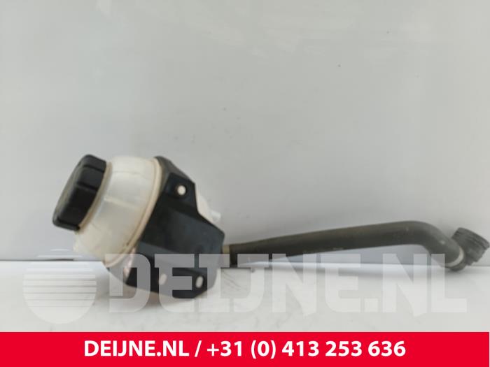 Mercedes eVito Ausgleichsbehälter O291193