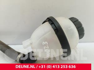 Mercedes eVito Ausgleichsbehälter O291193 foto 3