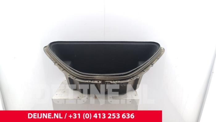 Tesla Model S Storage compartment O291243