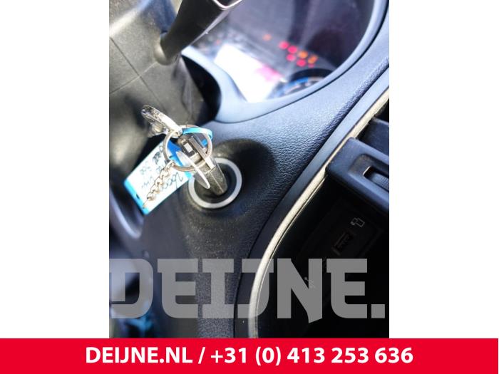 Mercedes eVito Zündschloss+Schlüssel O291280