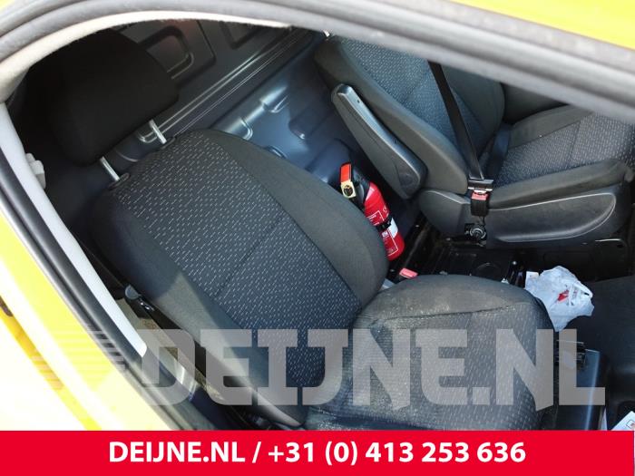 Mercedes eVito Sitz rechts O291294