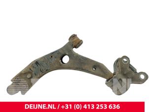 Volvo V40 Front lower wishbone, right O291329 photo 2