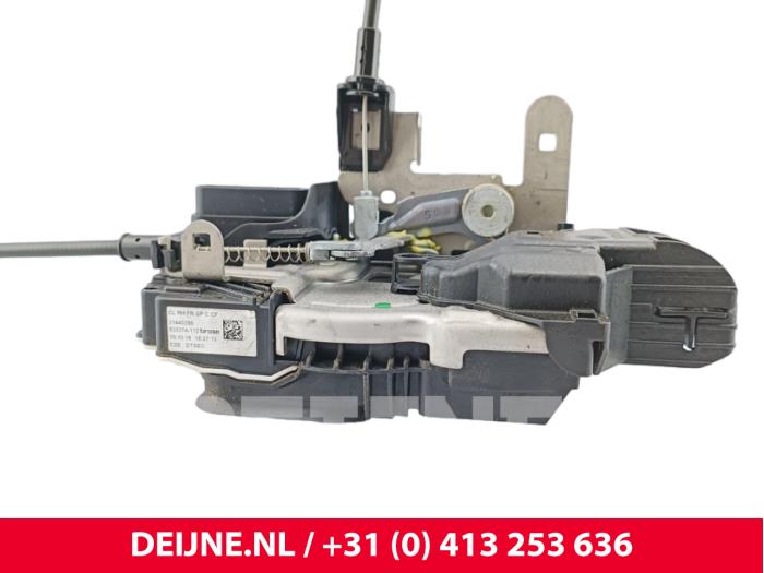 Volvo V40 Deurslot Mechaniek 4Deurs rechts-voor O291356