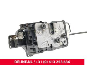 Volvo V40 Front door lock mechanism 4-door, right O291356 photo 3