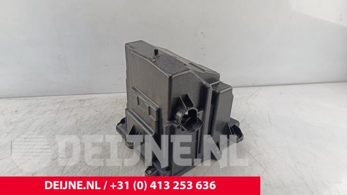 Nissan NV400 Luchtfilterhuis O291367
