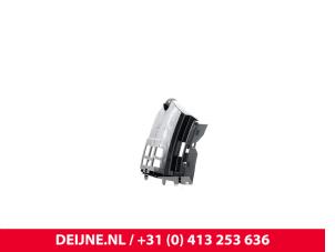 Volvo XC40 Bumpersteun rechts-voor O9990002489 foto 2