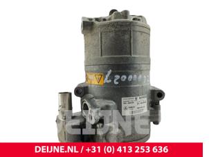 Mercedes eVito Air conditioning pump O291382 photo 2