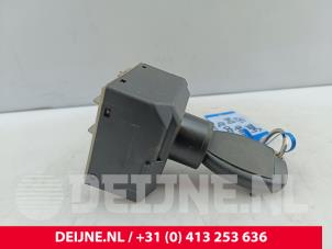Mercedes eVito Ignition lock + key O291481 photo 3