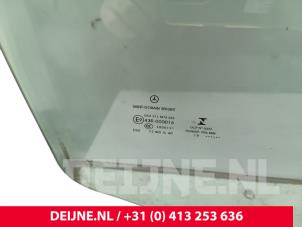 Mercedes eVito Portierruit 2Deurs rechts O291516 foto 2