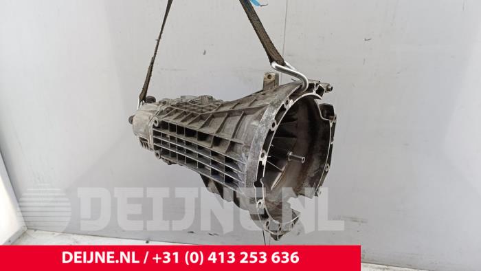 Gebruikte Versnellingsbak Ford Transit 2.4 TDCi 16V Prijs € 1.391,50 Inclusief btw aangeboden door van Deijne Onderdelen Uden B.V.