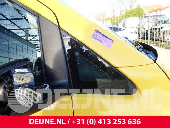 Mercedes eVito Driehoeks Ruit rechts-voor O291558
