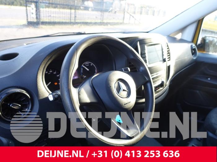 Mercedes eVito Licht Schalter O291570