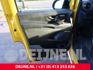 Mercedes eVito Door 2-door, left O291574 photo 2