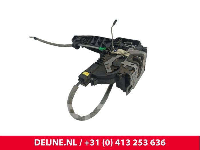 Mercedes eVito Deurslot Mechaniek 2Deurs rechts O291602
