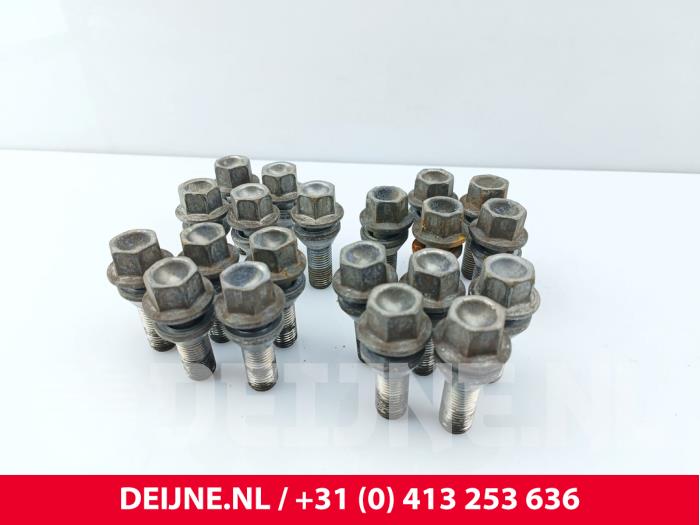 Volvo V60 Radmuttern Set O291605