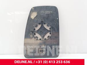 Nissan Interstar Mirror glass, right O291610 photo 2
