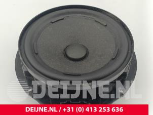 Gebruikte Luidspreker Volkswagen Crafter (SY) e-Crafter FWD Prijs € 24,20 Inclusief btw aangeboden door van Deijne Onderdelen Uden B.V.