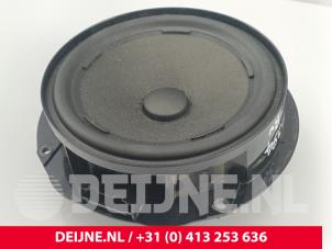 Gebruikte Luidspreker Volkswagen Crafter (SY) e-Crafter FWD Prijs € 24,20 Inclusief btw aangeboden door van Deijne Onderdelen Uden B.V.