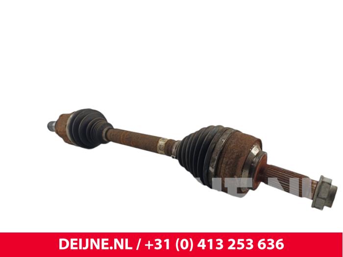 Mercedes eVito Aandrijfas links-voor O291622