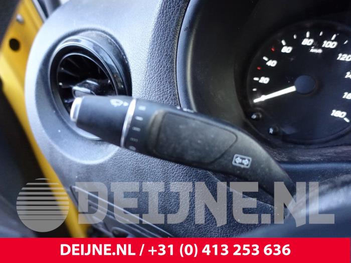 Mercedes eVito Kombischalter Lenksäule O291637