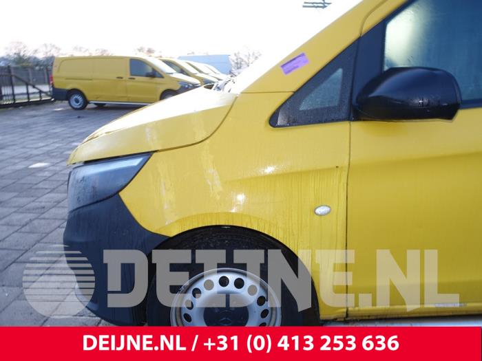 Mercedes eVito Kotflügel links vorne O291666
