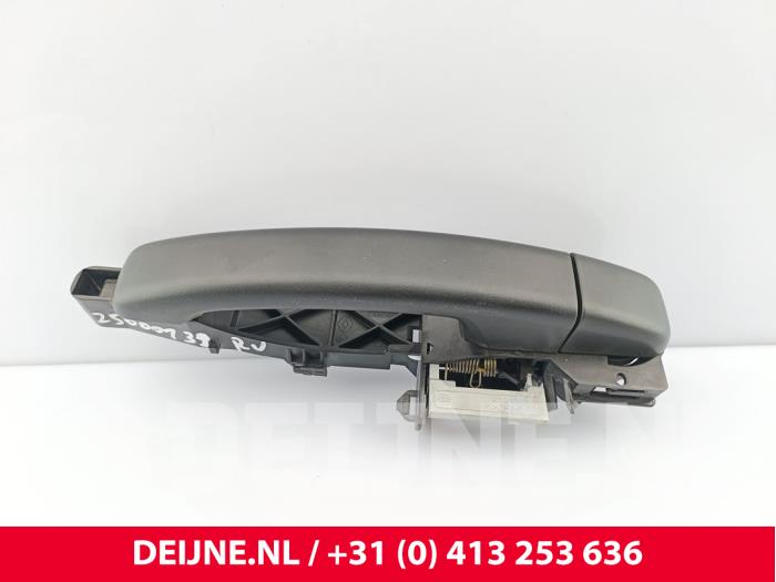 Nissan Interstar Türgriff 2-türig rechts O291681