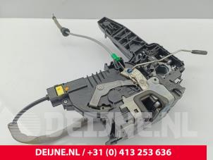 Mercedes eVito Deurslot Mechaniek 2Deurs rechts O291690 foto 3