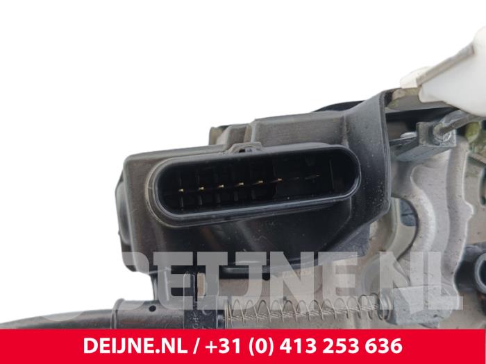 Volvo XC40 Rear door mechanism 4-door, right O291885