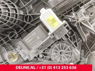 Volvo XC40 Ruitmechaniek 4Deurs rechts-achter O291886 foto 2