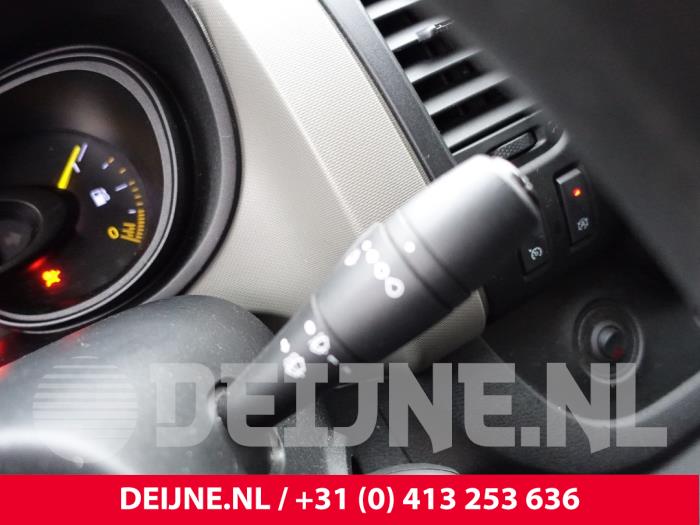 Renault Trafic Combischakelaar Stuurkolom O291740
