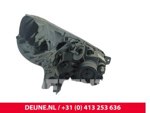 Renault Trafic Headlight, left O291755 photo 3