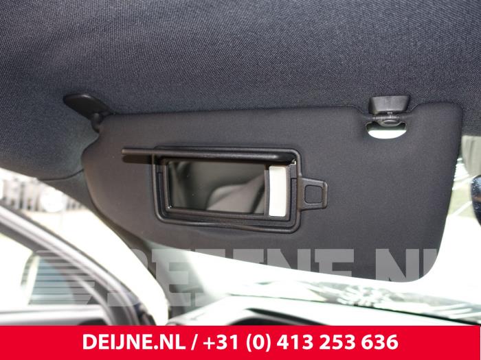 Volvo XC40 Sonnenblende O291876
