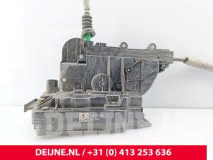 Mercedes Vito Front door lock mechanism 4-door, right O292008 photo 2
