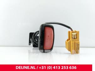 Volvo V50 Sicherheitsgurt Schließe links hinten O291916 foto 2
