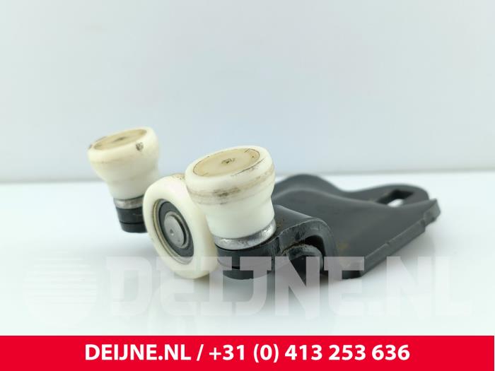 Ford Transit Custom Sliding door roller, right O291818