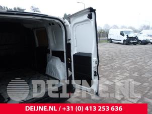 Fiat Doblo Minibus/van rear door O292060 photo 2
