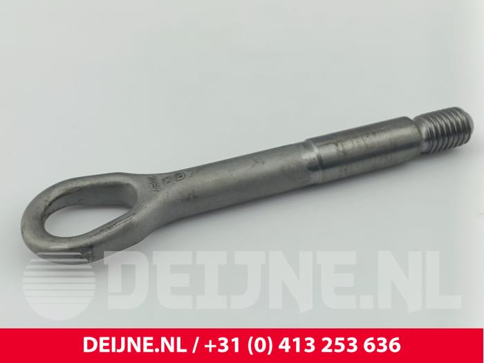 Mercedes eVito Abschleppöse vorne O292020