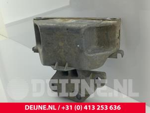 Volkswagen Crafter Engine mount O291922 photo 2