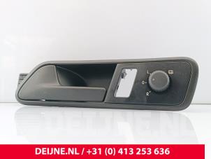 Gebruikte Spiegel Schakelaar Volkswagen Caddy III (2KA,2KH,2CA,2CH) 1.6 TDI 16V Prijs € 24,20 Inclusief btw aangeboden door van Deijne Onderdelen Uden B.V.