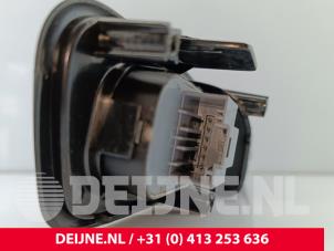 Volkswagen Caddy Spiegel Schakelaar O292155 foto 3