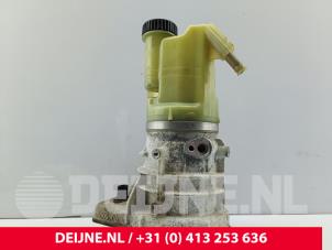 Renault Master Power steering pump O292197 photo 3
