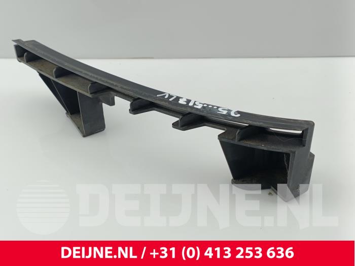 Volkswagen Caddy Front bumper bracket, left O292222